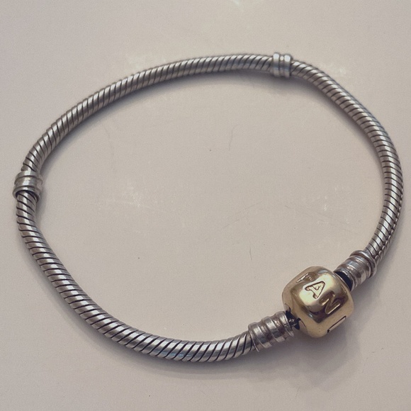 Pandora 925 & 14K Gold Two Tone Barrel Clasp Rare Retired Moments Bracelet 7” - Picture 1 of 6